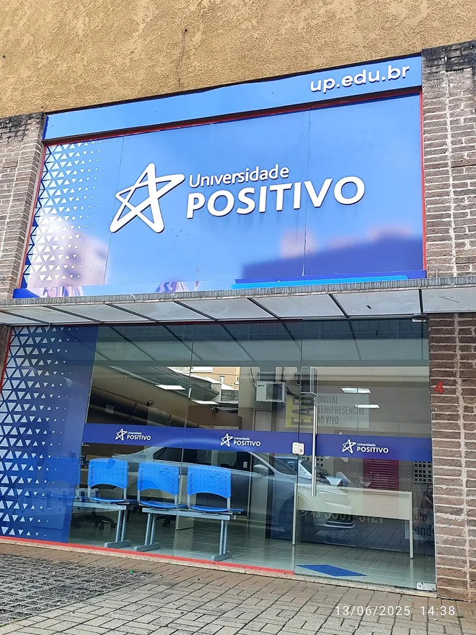 Positivo Londrina — foto 3